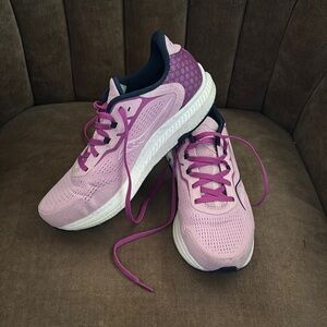 Saucony Women's Pink Running Shoes